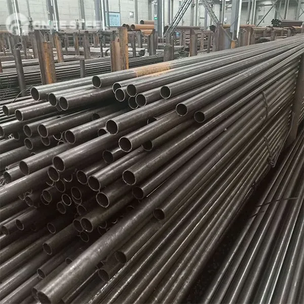 E215 naadloze precisiebuizen